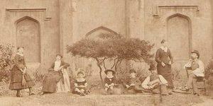 Bex family group with Maud possibly on left aged 13.