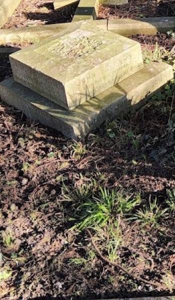 Image of headstone for John Simpson