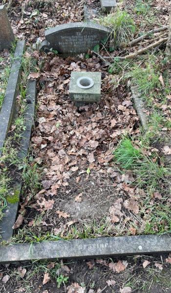 image of headstone for Sundius Stacey