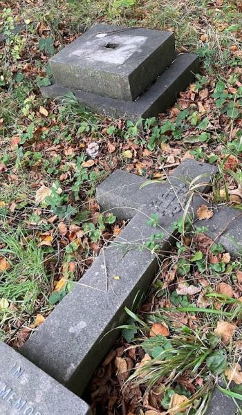 image of headstone for Caroline Van Buren