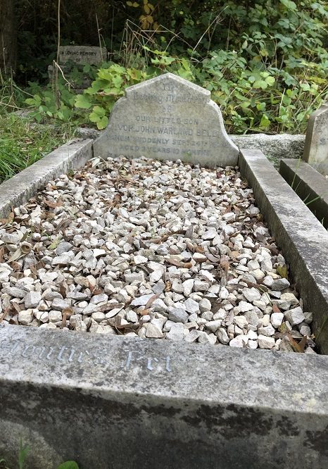 Photograph of headstone for Ivor Bell